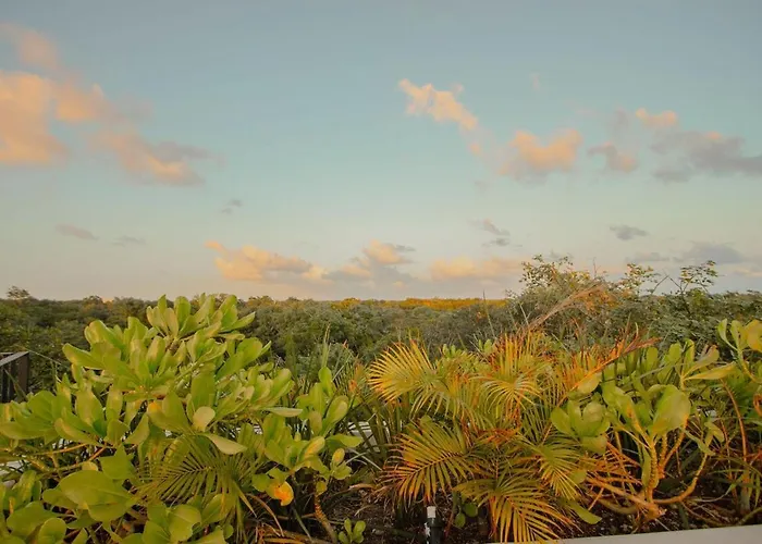 Nina Bonita Kukulkan Road